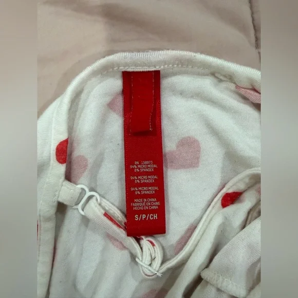 Skims old valentines day collection tank top with all hearts in size S - Picture 3 of 3